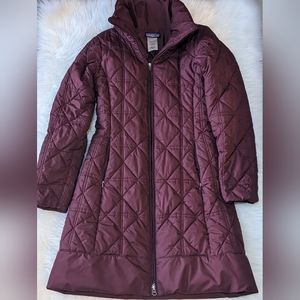 Patagonia Fiona Burgundy Down Coat Parka Women’s Size Small Puffer